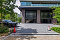 駐車場の出入り...