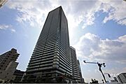 ザ・パークハウス中之島タワーの外観（北側から）