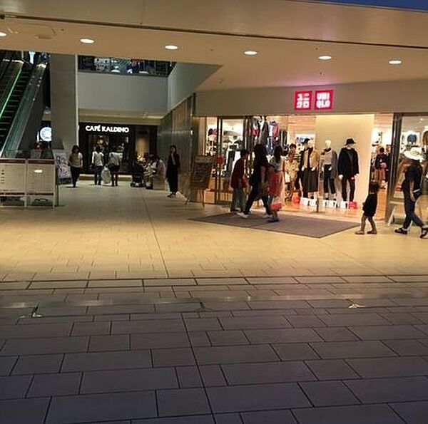 画像20:ユニクロ練馬駅北口店 934m