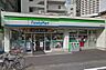 周辺：ファミリーマート 橋本駅南口店（811m）