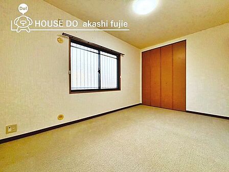 洋室約7.0帖のお部屋になります