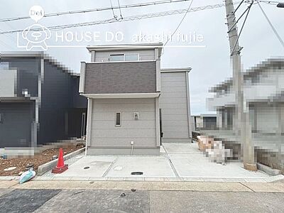外観:3LDK+WICWIC・廊下収納・床下収納・キッチンに可動棚つき収納豊富なお家!緑豊かで閑静な住宅地安心して暮らせる住環境♪ 外観:3LDK+WICWIC・廊下収納・床下収納・キッチンに可動棚つき収納豊富なお家!緑豊かで閑静な住宅地安心して暮らせる住環境♪