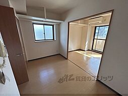 JR片町線(学研都市線) 津田駅 徒歩1分の賃貸マンション 6階1Kのリビング/ダイニング