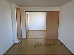 アーカンシェル東寝屋川 401 4階1LDKのリビング/ダイニング