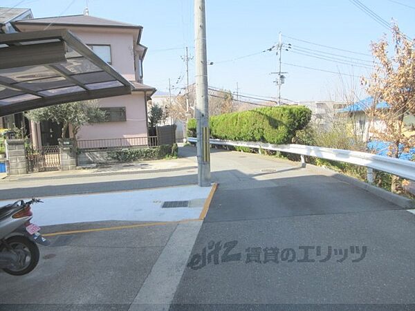 画像30:前面道路