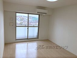 ルミエール生駒 3階1Kのリビング/ダイニング