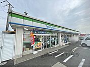 ファミリーマート　 郡山小泉口店まで760メートル
