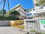 生駒市立生駒南小学校まで1100メートル