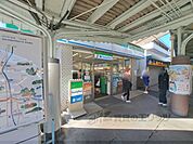 ファミリーマート　近鉄橿原神宮前駅店まで1400メートル