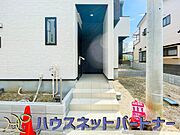 お客様も迎える玄関は高級感のある造りです。
