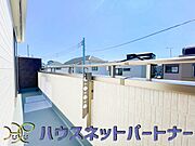 南バルコニーから差し込む陽光・通風は、住環境・快適性と共に有り続ける貴重な「財産」です。この新築戸建に住まう事で手に入れるものは、きっと日常にとっても貴重な存在となるはずです。