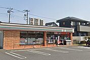 周辺環境-コンビニ(690m)セブンイレブン岩槻府内1丁目店