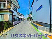 前面道路でお車を駐車するのも楽々。