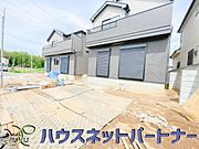 カースペース2台可。もう1台車が必要になった時や来客時にも安心。駐車場に2台以上の車が停められる一戸建ては、車好きのあなたにおすすめ。