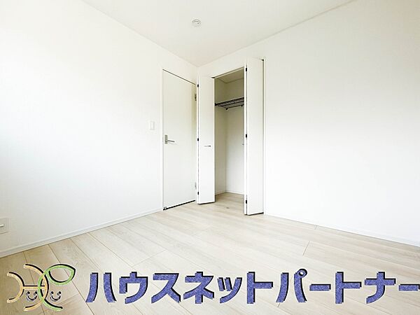 洋室を拡大表示
