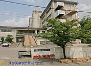 周辺環境-中学校(1200m)越谷市立新栄中学校