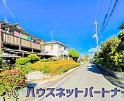 居住者の帰り、訪れる方を優しく迎える・安らぎに満ちた生活空間を予感させる。健やかな暮らしを楽しめそう。