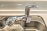 設備：「原水（水道水）」「シャワー」「浄水」を切り替えられる浄水器内蔵水栓です。