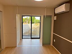 エルシオン II 105号室 1階1LDKのリビング/ダイニング