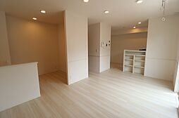 soavino A 103号室 1階1LDKのリビング/ダイニング