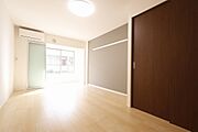 日当たり良好9.6帖の居室