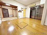 広々リビングと和室の2空間！