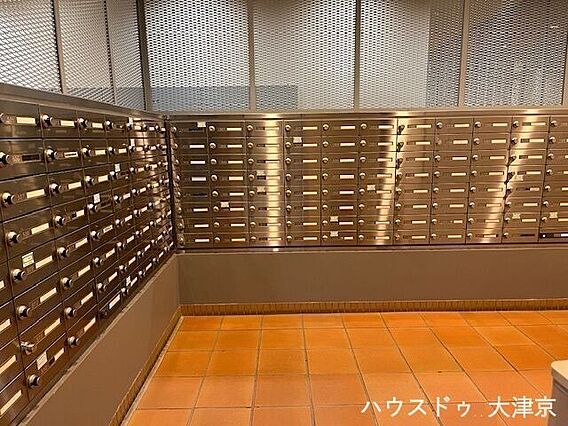 大規模レジデン...