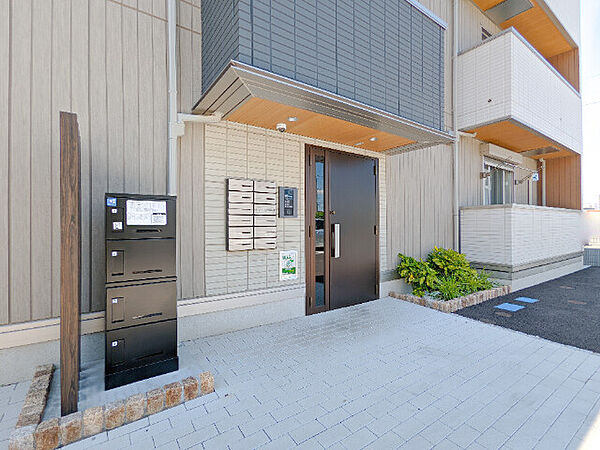 apartment 群馬県伊勢崎市連取町1510-1　T＆M　DE号