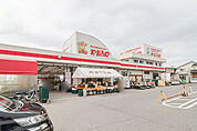 やましろや 韮塚店 731m