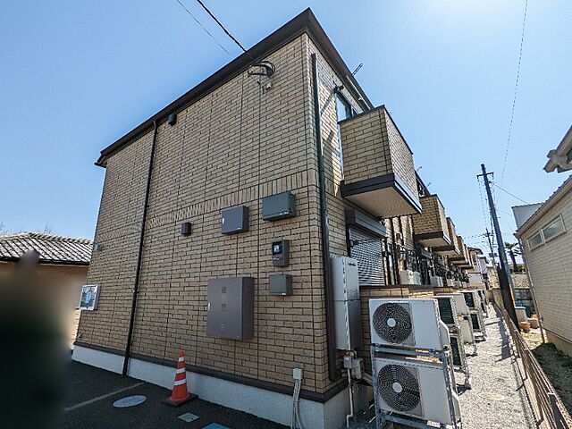 4 / 8