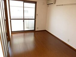 JR高崎線 新町駅 バス9分 角渕北下車 3.8kmの賃貸アパート 1階2DKのリビング/ダイニング