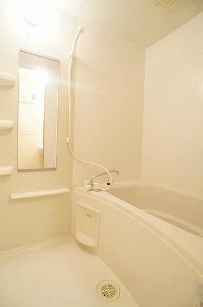 apartment 群馬県伊勢崎市連取町1510-1　T＆M　DE号