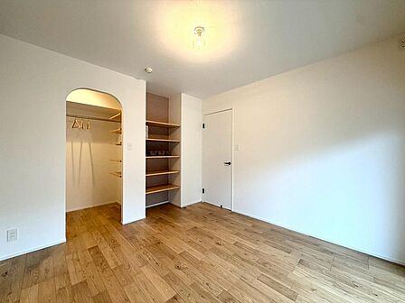 洋室(間取り図のROOMーC)