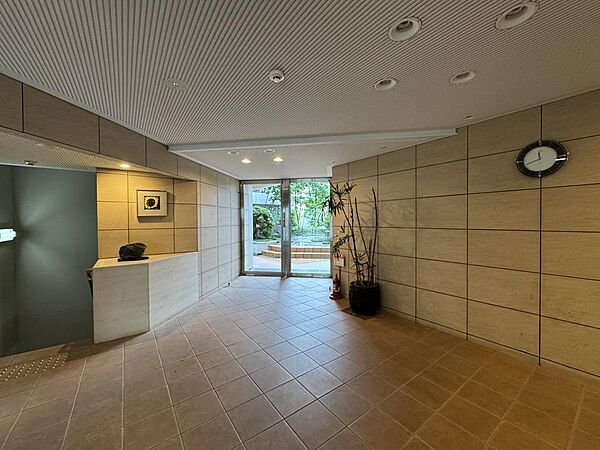 エントランスを拡大表示