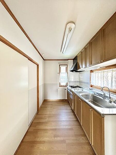 キッチンを拡大表示