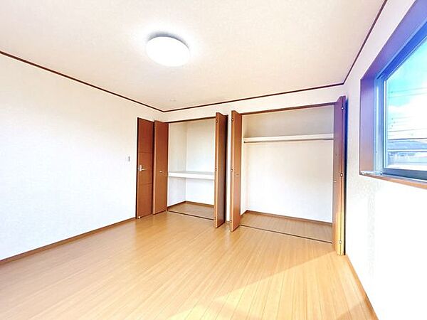 寝室を拡大表示