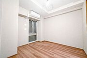 ◇窓付きのお部屋で通風良好◇ウォークインクローゼット付きでお部屋スッキリ※AI加工画像につき、一部現況と異なります。