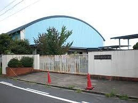 春日井市立岩成台西小学校 徒歩8分。 640m