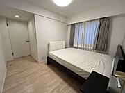 クローゼット付きで収納もしっかり確保。
