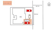 【区画図】インナーガレージに普通車1台と軽自動車1台、家の前にも普通車1台と軽自動車1台の合計4台駐車が可能になります。