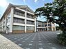 周辺：鯖江市立吉川小学校 吉川小学校まで約550m。（徒歩7分）