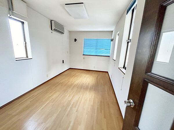 洋室を拡大表示