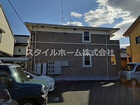 ミニョン光輝 105 ｜ 愛知県豊川市光輝町1丁目38番地（賃貸アパート1R・1階・33.55㎡） その1