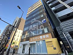 大阪市営谷町線 南森町駅 徒歩5分
