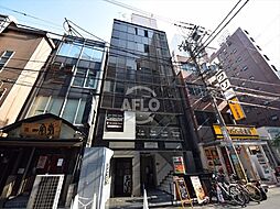 大阪市営御堂筋線 心斎橋駅 徒歩2分