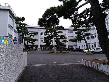 新潟市立関屋中学校 徒歩13分。 1030m