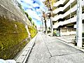 全面道路を東に...