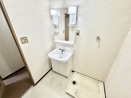 洗面台も綺麗な状態です。