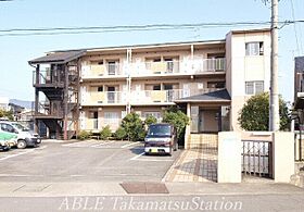 香川県高松市亀田町250-7（賃貸マンション1DK・3階・32.27㎡） その1