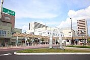 名鉄犬山線「西春駅」 名鉄犬山線「西春」駅■準急、急行が停まります　■名鉄名古屋駅まで(急行・準急)12分　■名古屋空港行きのバスや市内循環バスが西春駅から出ています 1100m